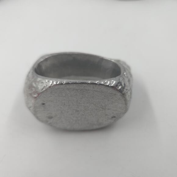 Vintage Napkin Rings Farmhouse Chicken Hen Rooster Handcrafted Pewter Set 7 - Picture 3 of 4